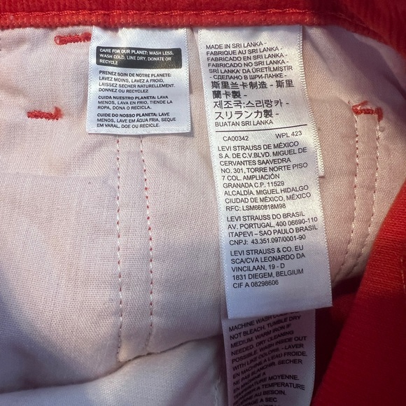 Levi’s Ribcage Straight Leg Ankle Corduroy Red - Picture 5 of 7